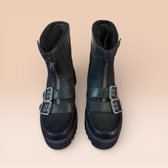 UGG Moto Punk Mini Women Ankle Boots Black Leather & Sheepskin Interior US Sz 8 - Picture 13 of 13